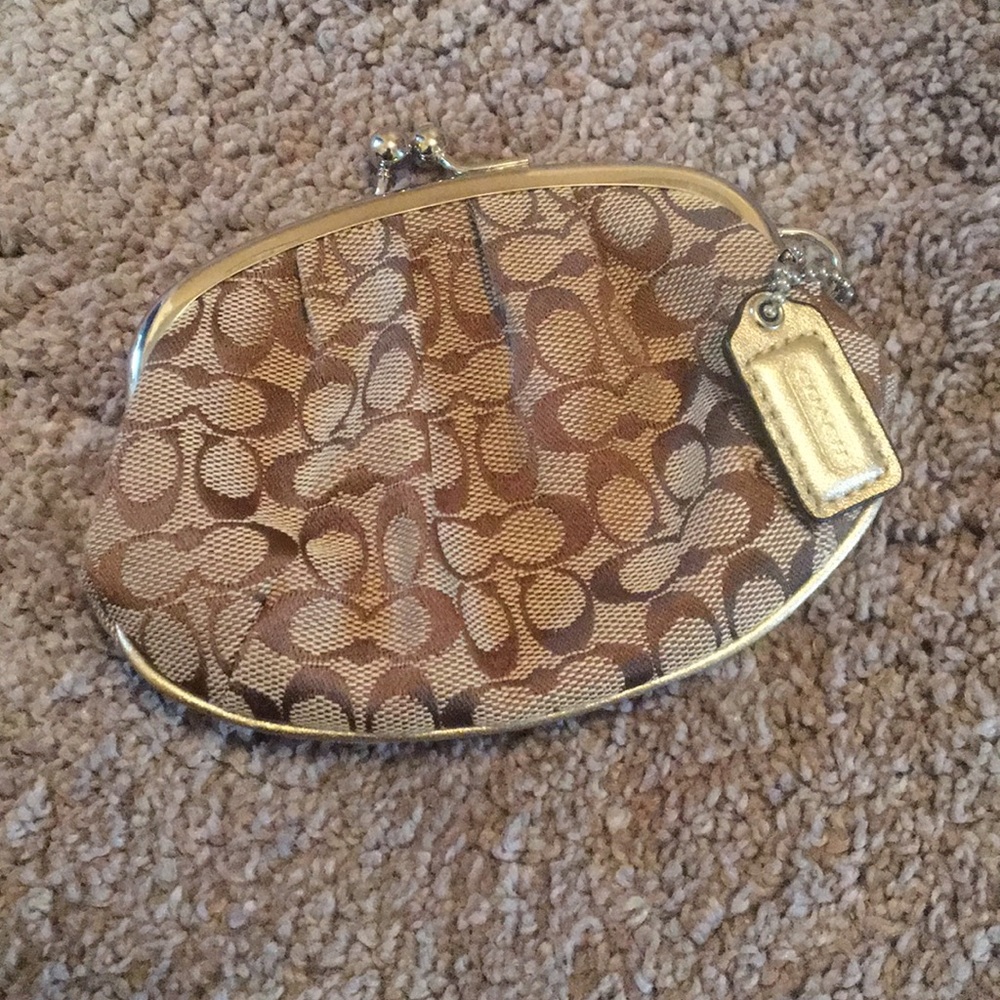 Coach wallet authentic